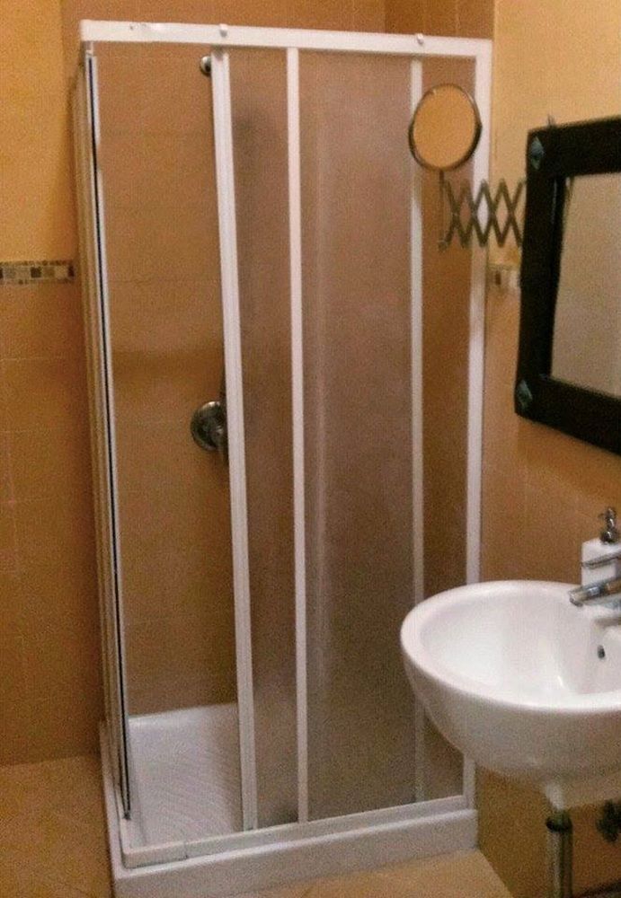 Alojamento de Acomodação e Pequeno-almoço Catania Inn Rooms